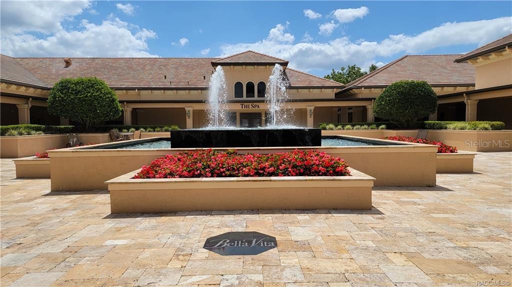 BRENTWOOD VILLAS IV A REPLAT PB 16 PG 143 LOT 38 - Residential