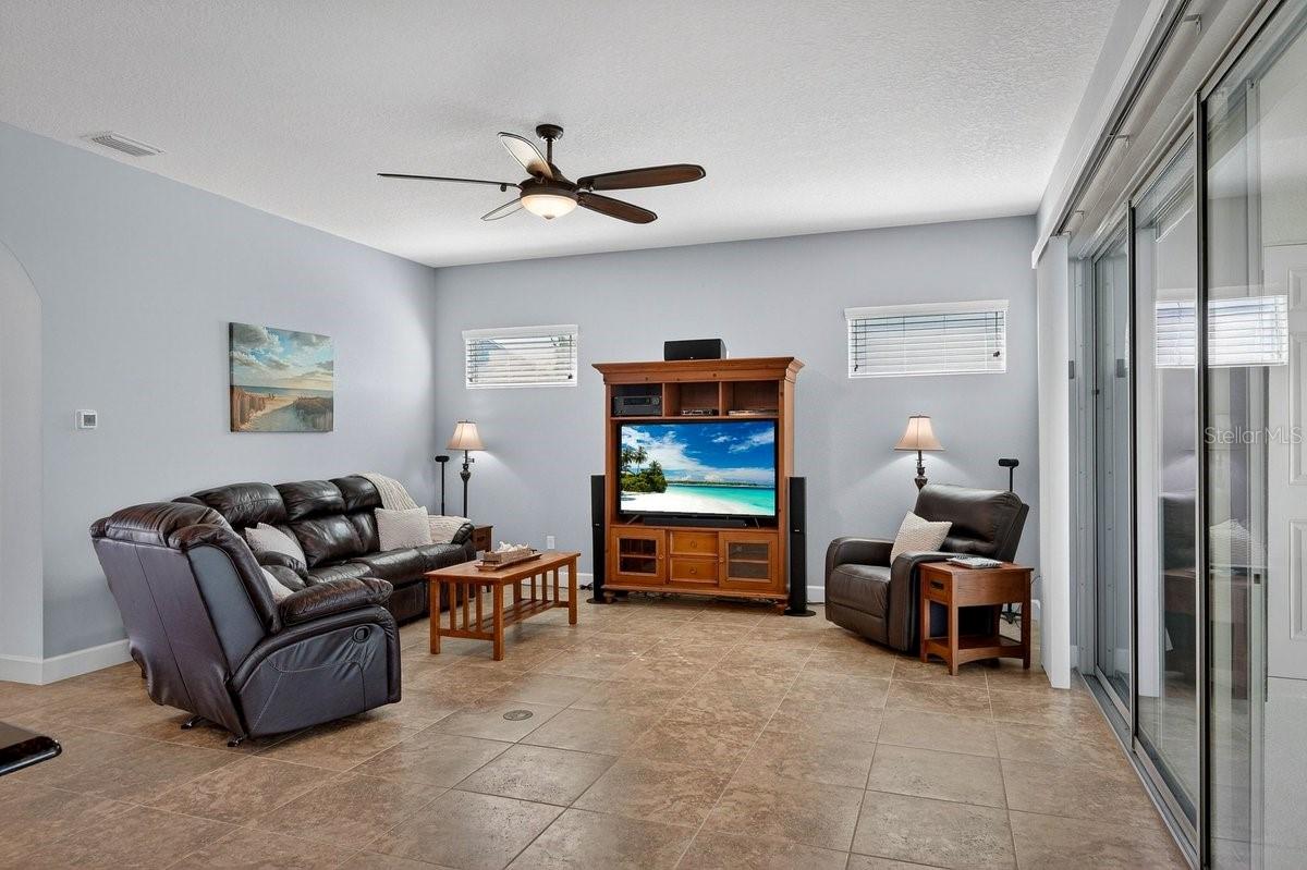 WATERS EDGE PH XII - Residential