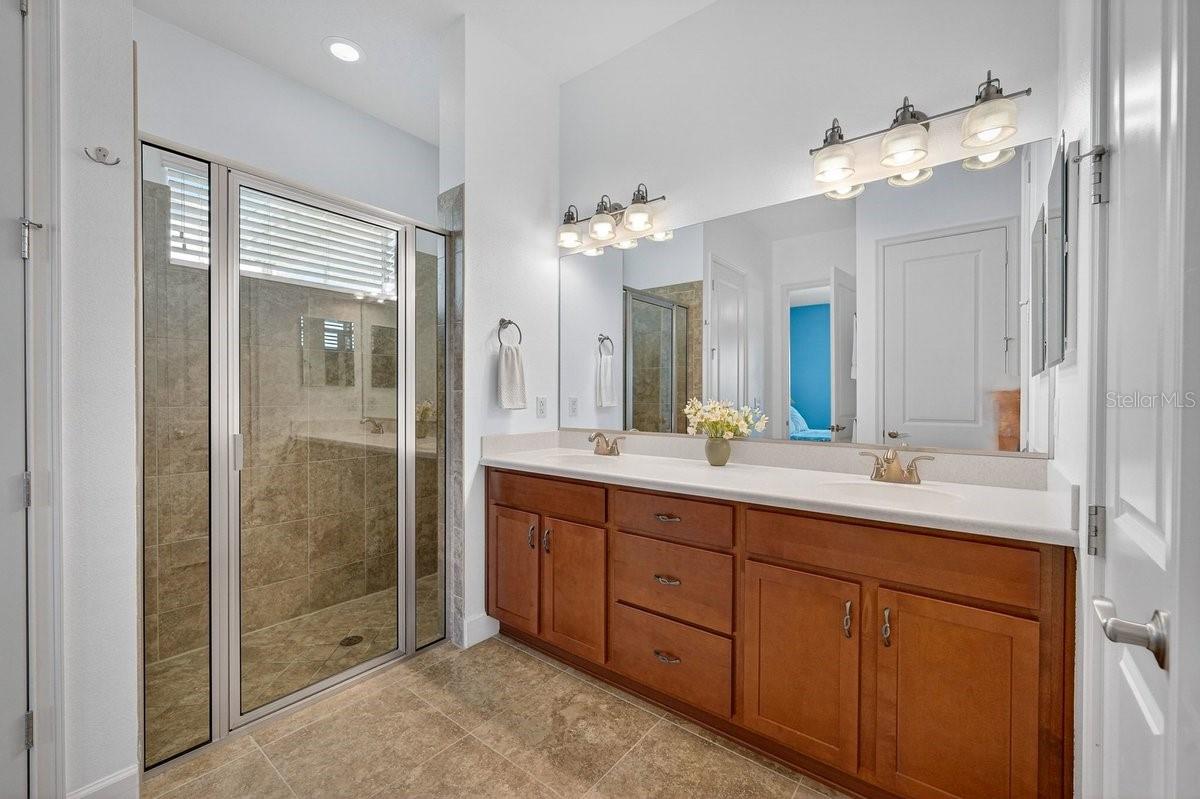 WATERS EDGE PH XII - Residential