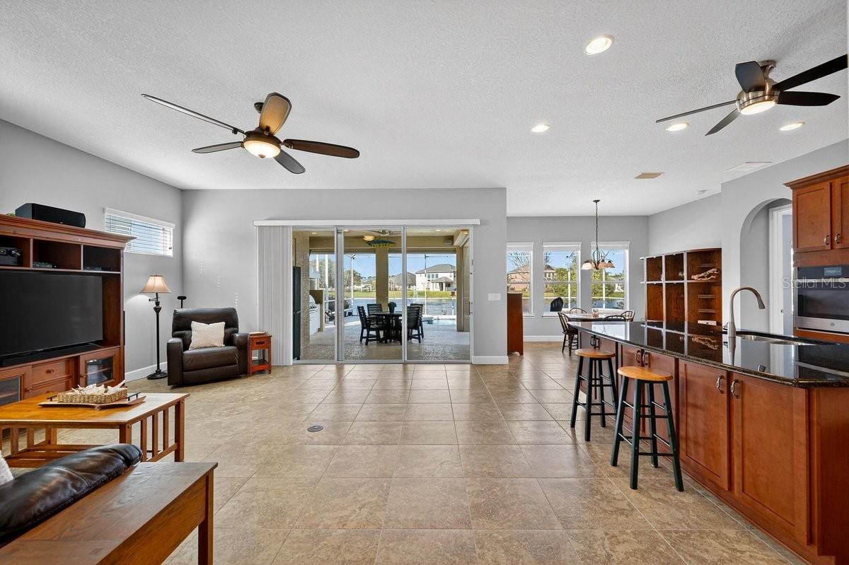 WATERS EDGE PH XII - Residential