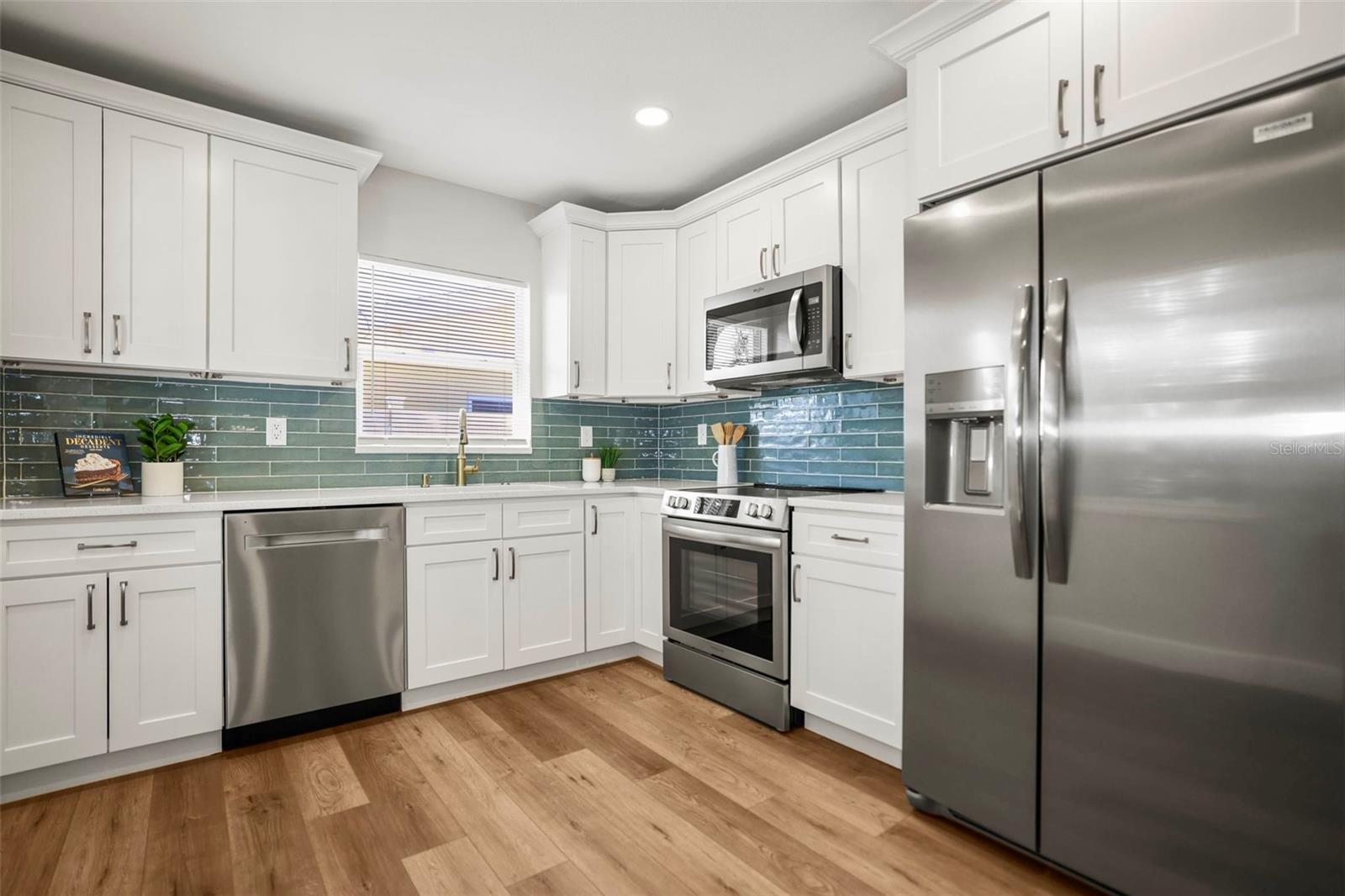 LAKESIDE TERRACE 1ST ADD - Residential