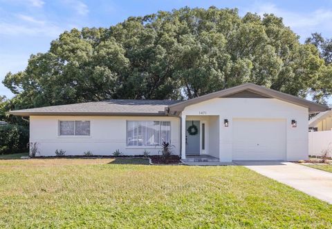 Photo of 1471 Gladys Circle, Dunedin, FL 34698 (MLS # TB8445877)