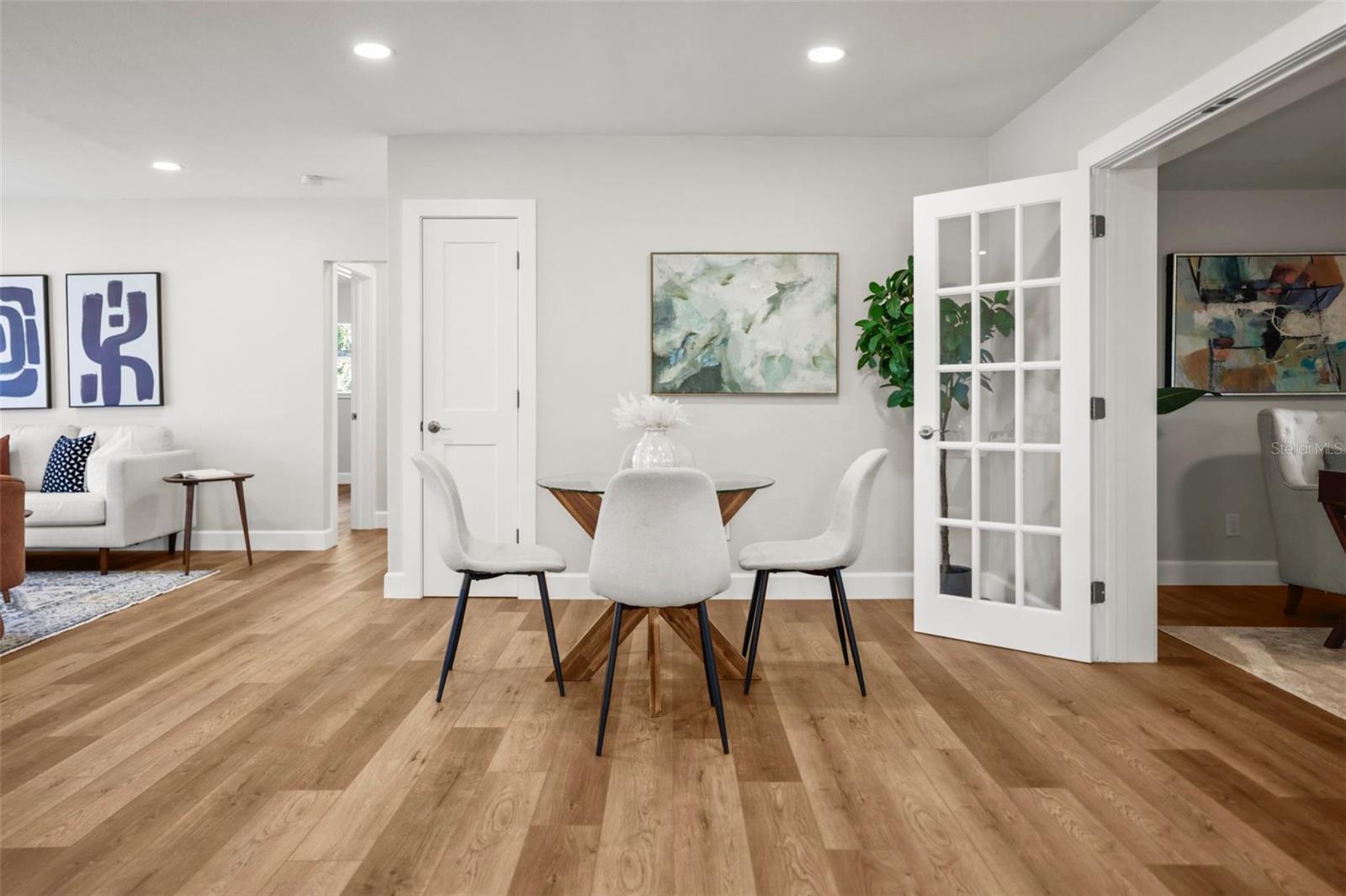 LAKESIDE TERRACE 1ST ADD - Residential