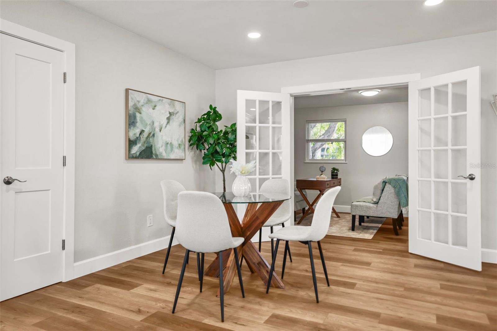 LAKESIDE TERRACE 1ST ADD - Residential