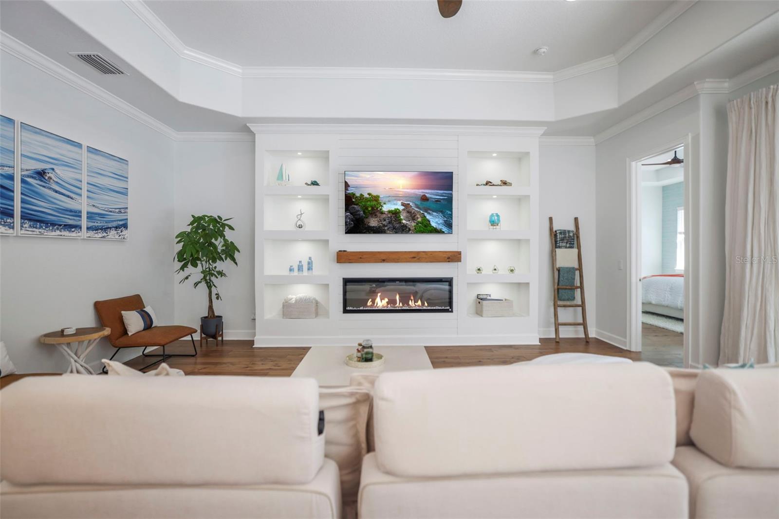 DUNEDIN COVE - Residential