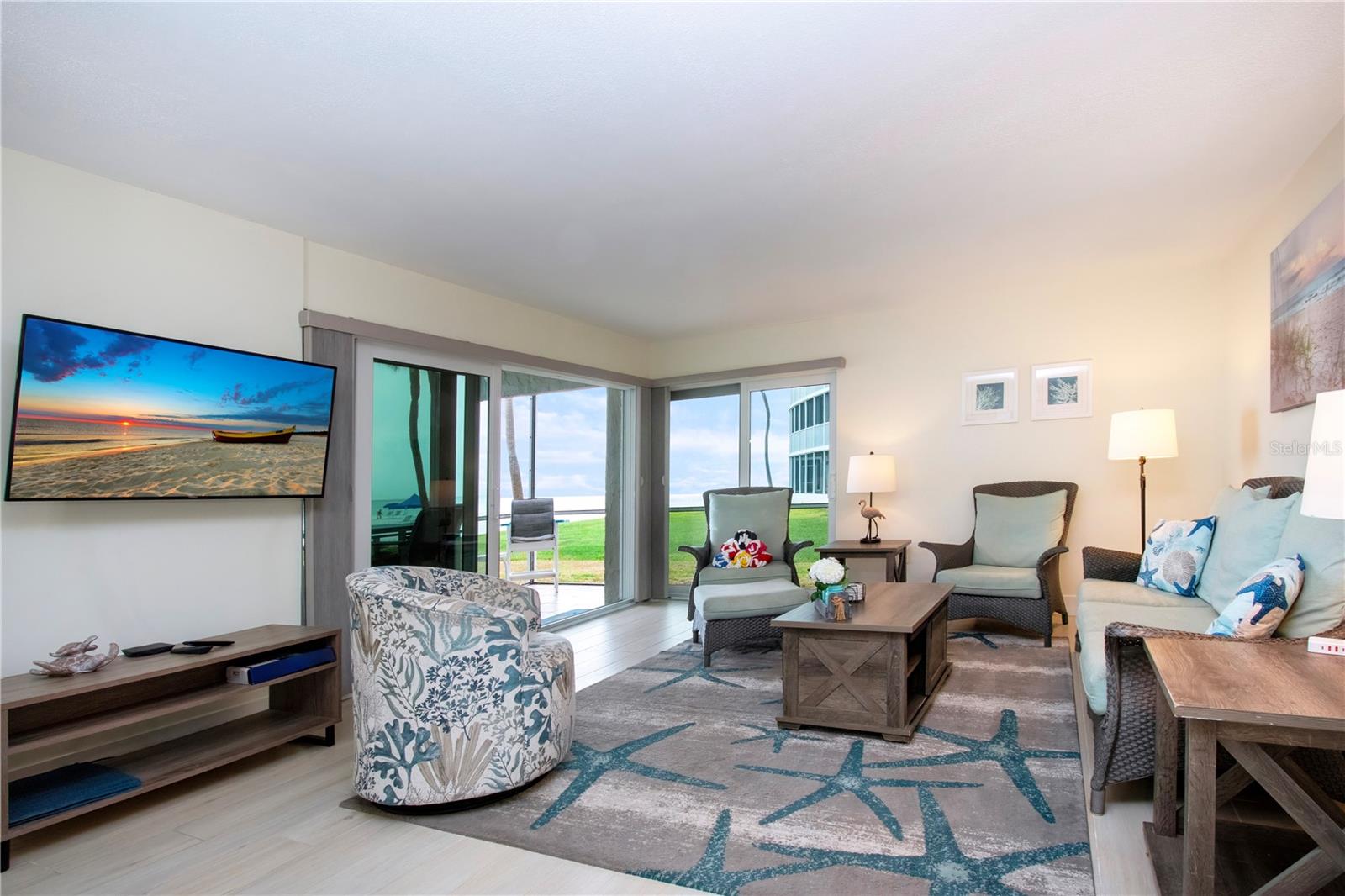 CRESCENT ARMS - Residential