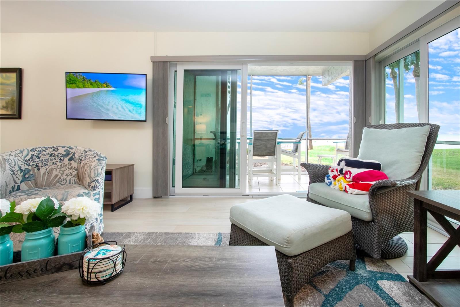 CRESCENT ARMS - Residential