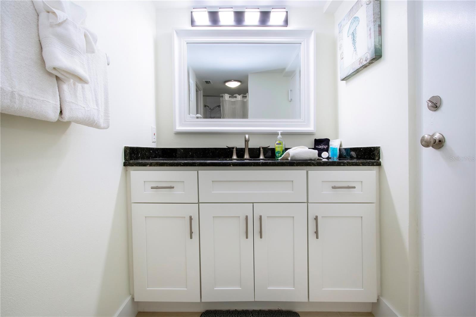 CRESCENT ARMS - Residential