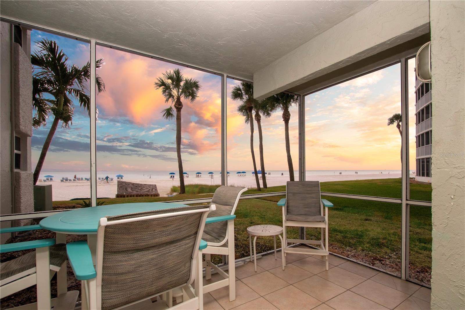 CRESCENT ARMS - Residential