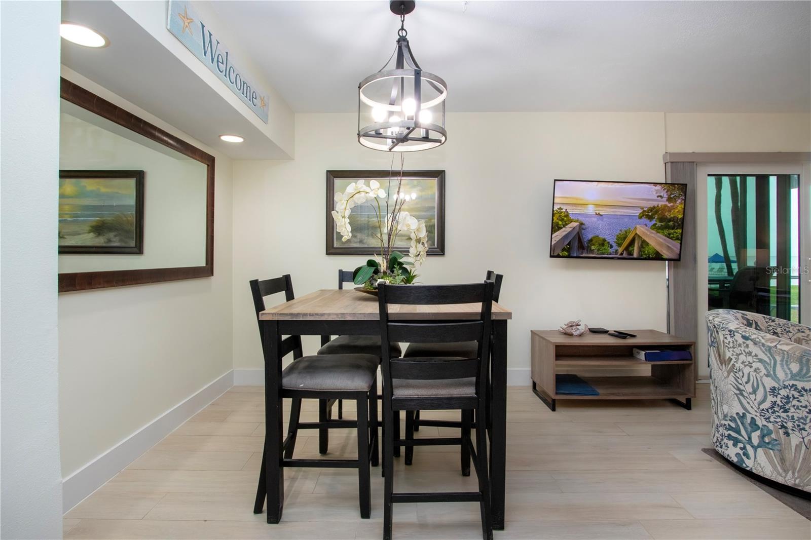 CRESCENT ARMS - Residential