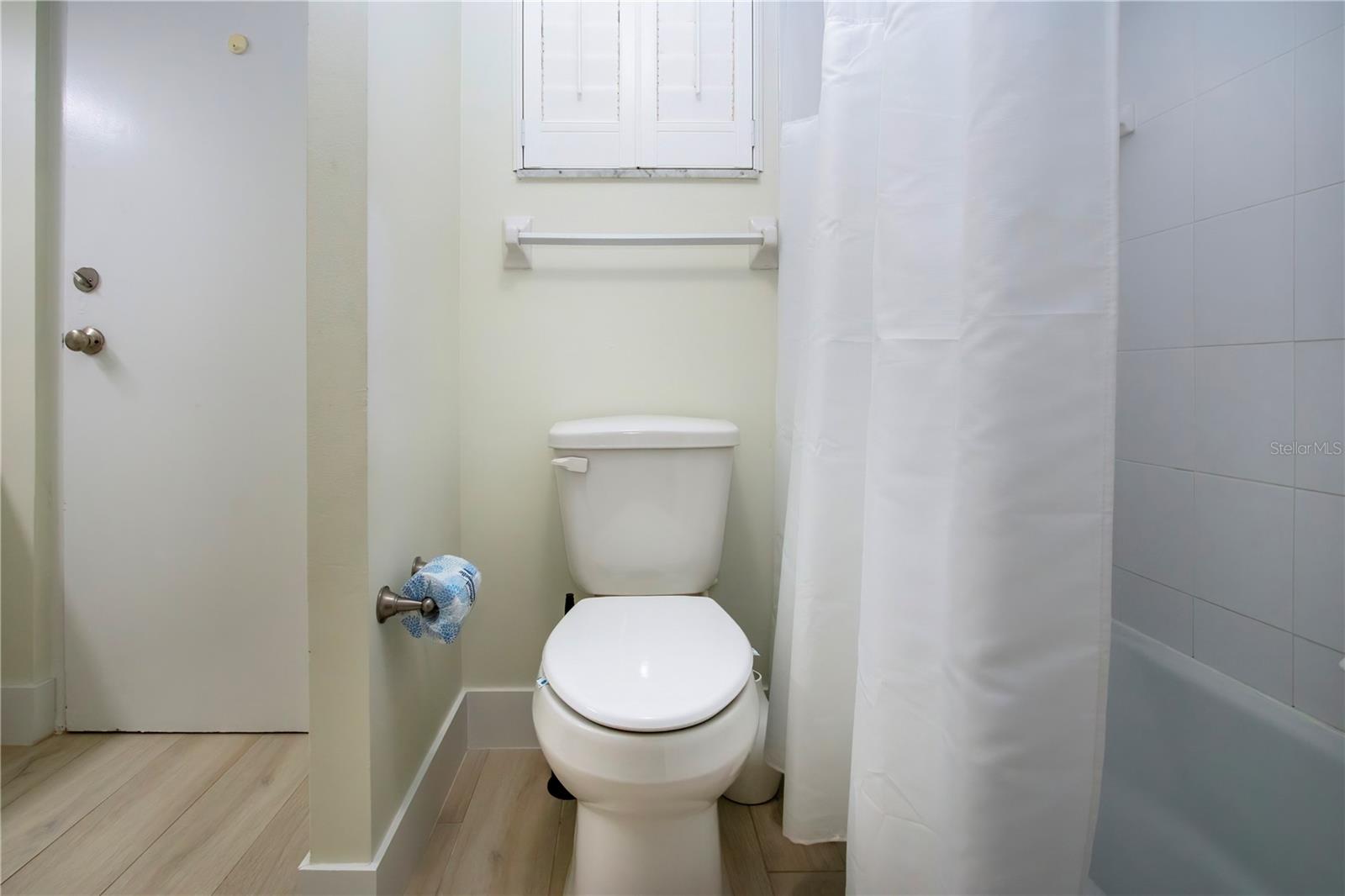 CRESCENT ARMS - Residential