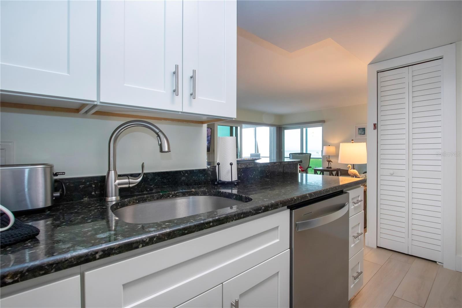 CRESCENT ARMS - Residential