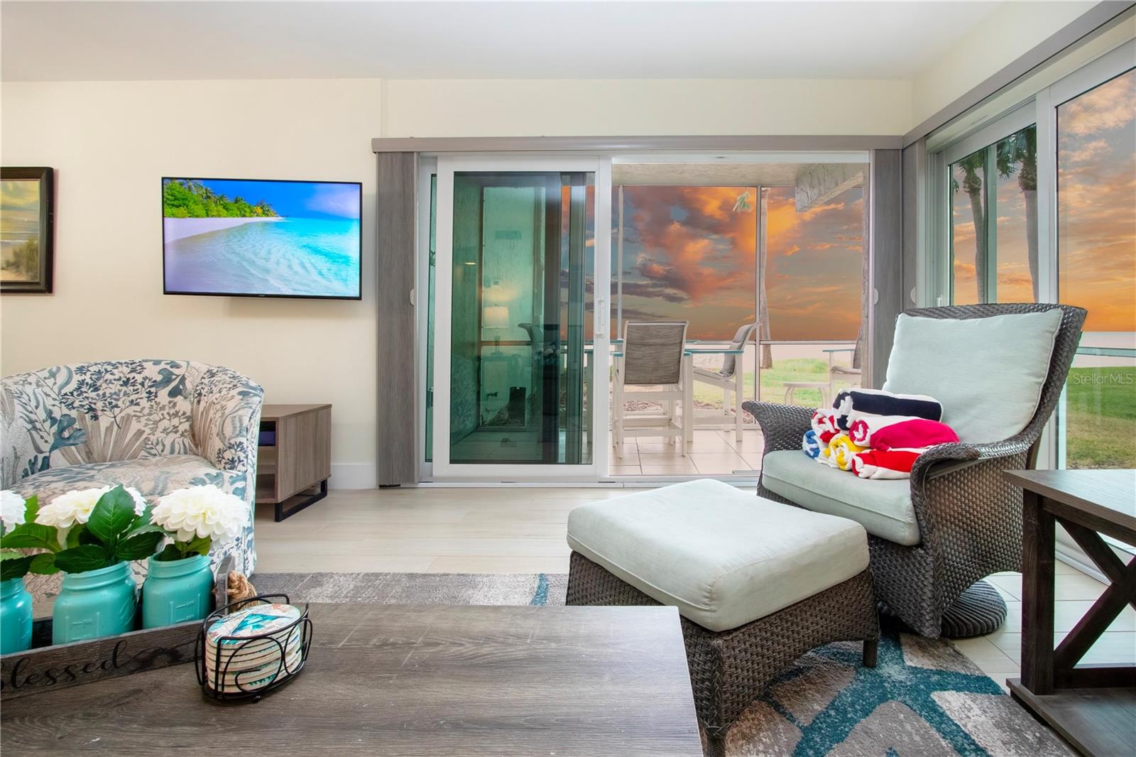 CRESCENT ARMS - Residential