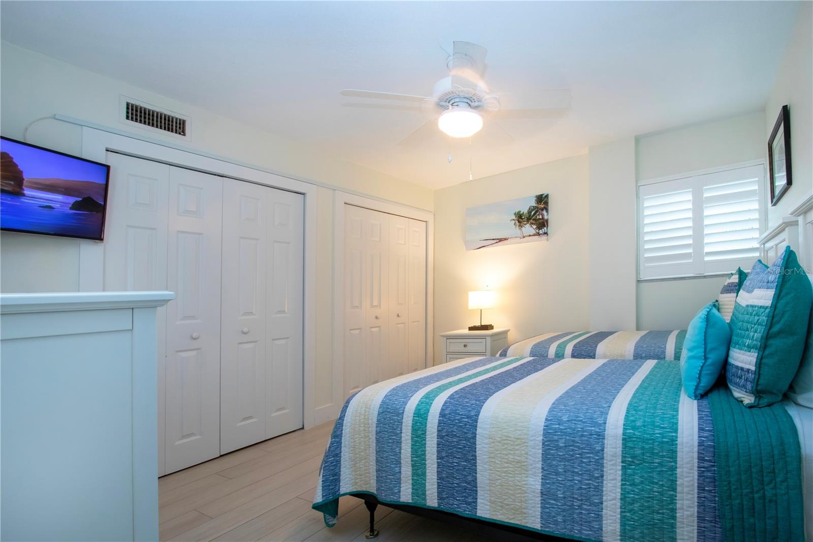 CRESCENT ARMS - Residential