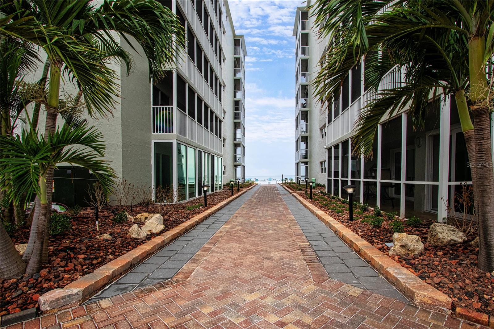 CRESCENT ARMS - Residential