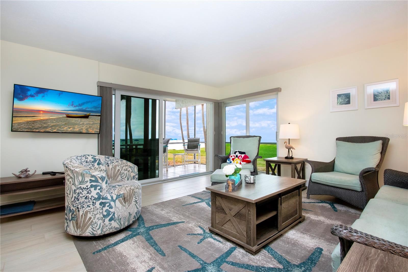 CRESCENT ARMS - Residential