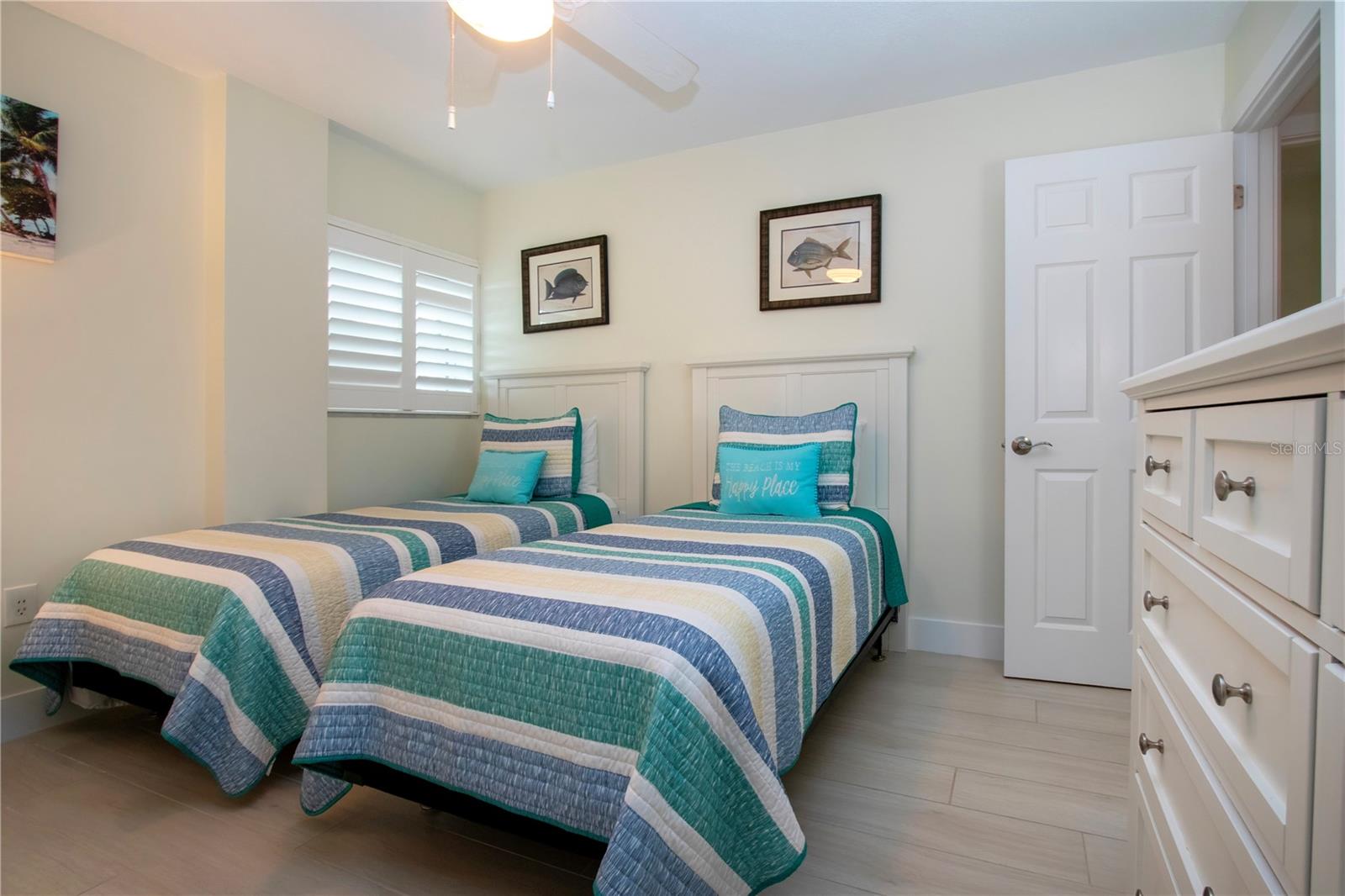 CRESCENT ARMS - Residential