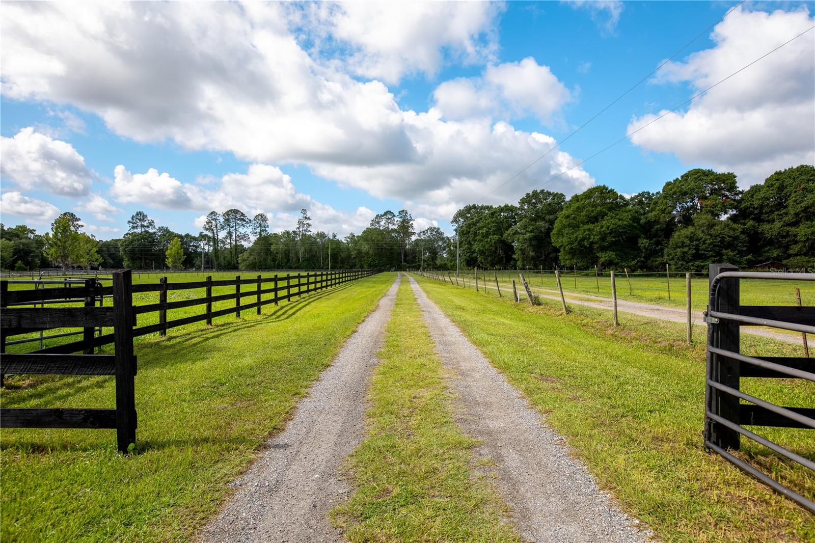 2527 NW COUNTY ROAD 225