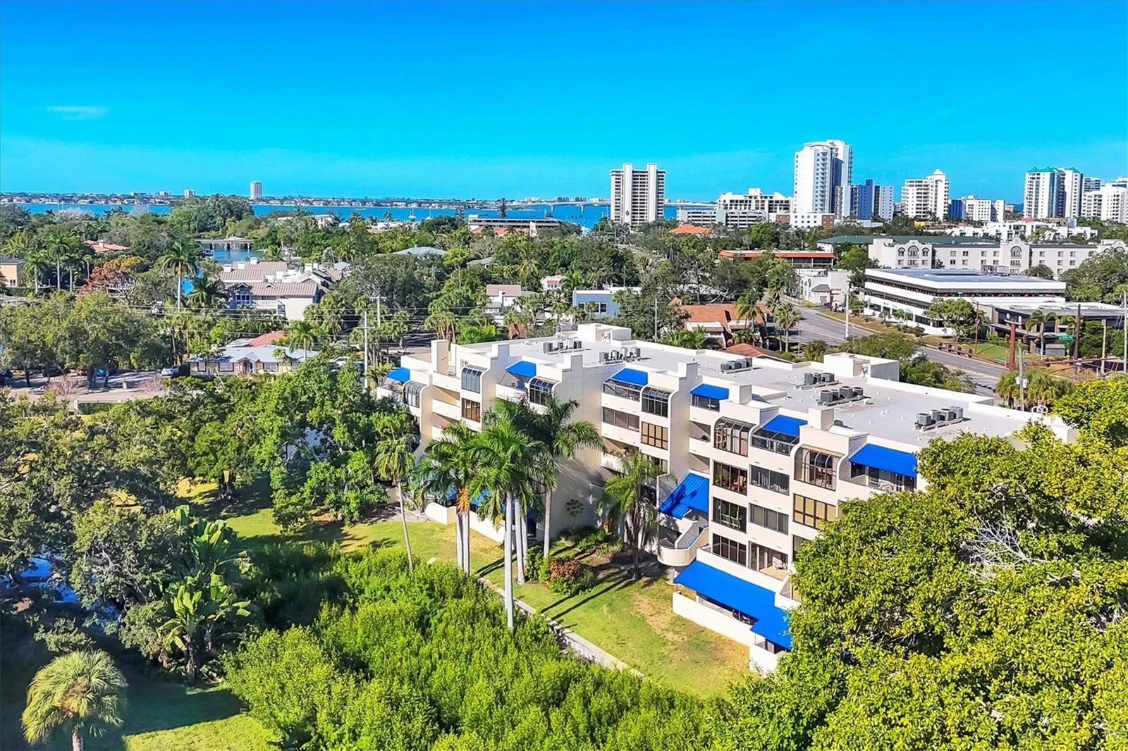 CENTRAL PARK - Residential