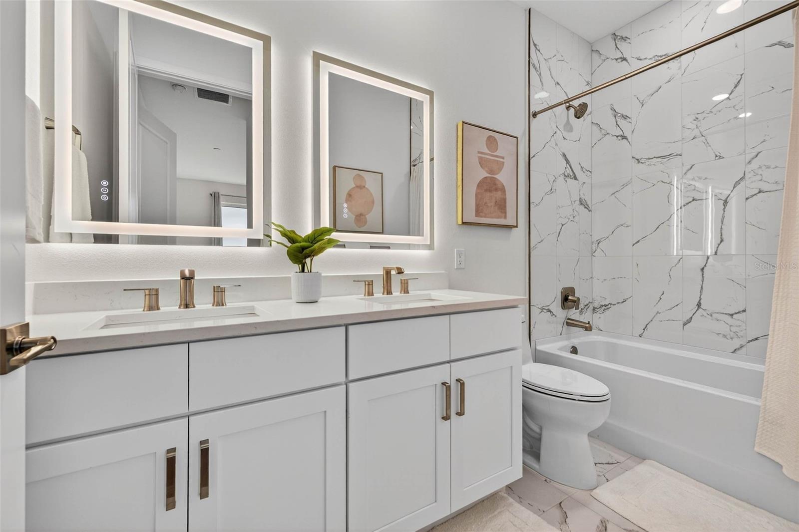 CASTILLE URBANA CONDO - Residential