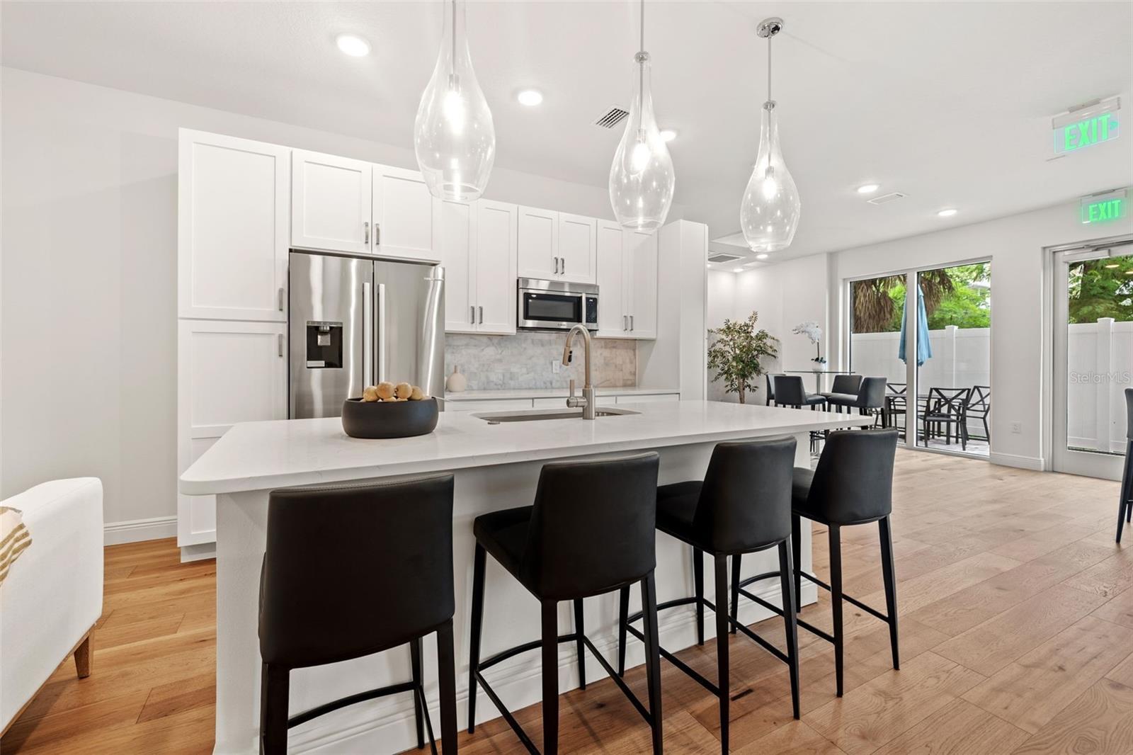 CASTILLE URBANA CONDO - Residential