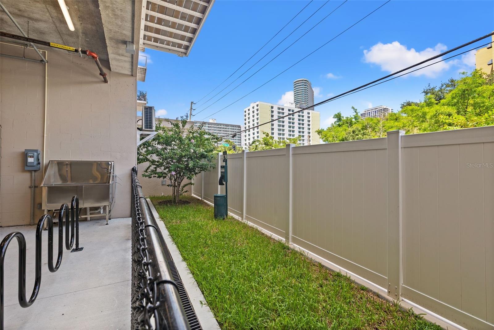 CASTILLE URBANA CONDO - Residential