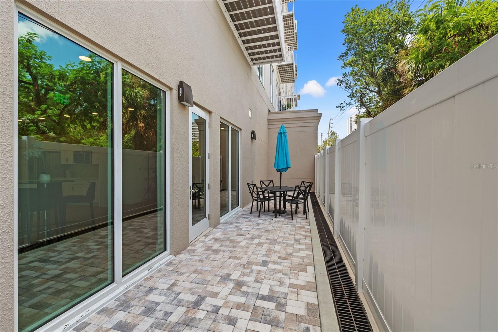 CASTILLE URBANA CONDO - Residential