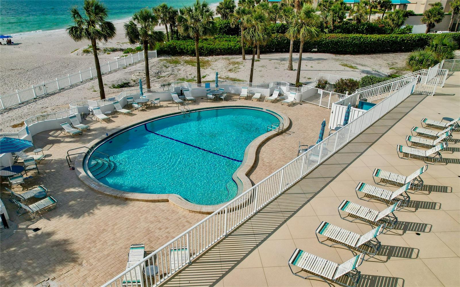 1586 GULF BOULEVARD 2502