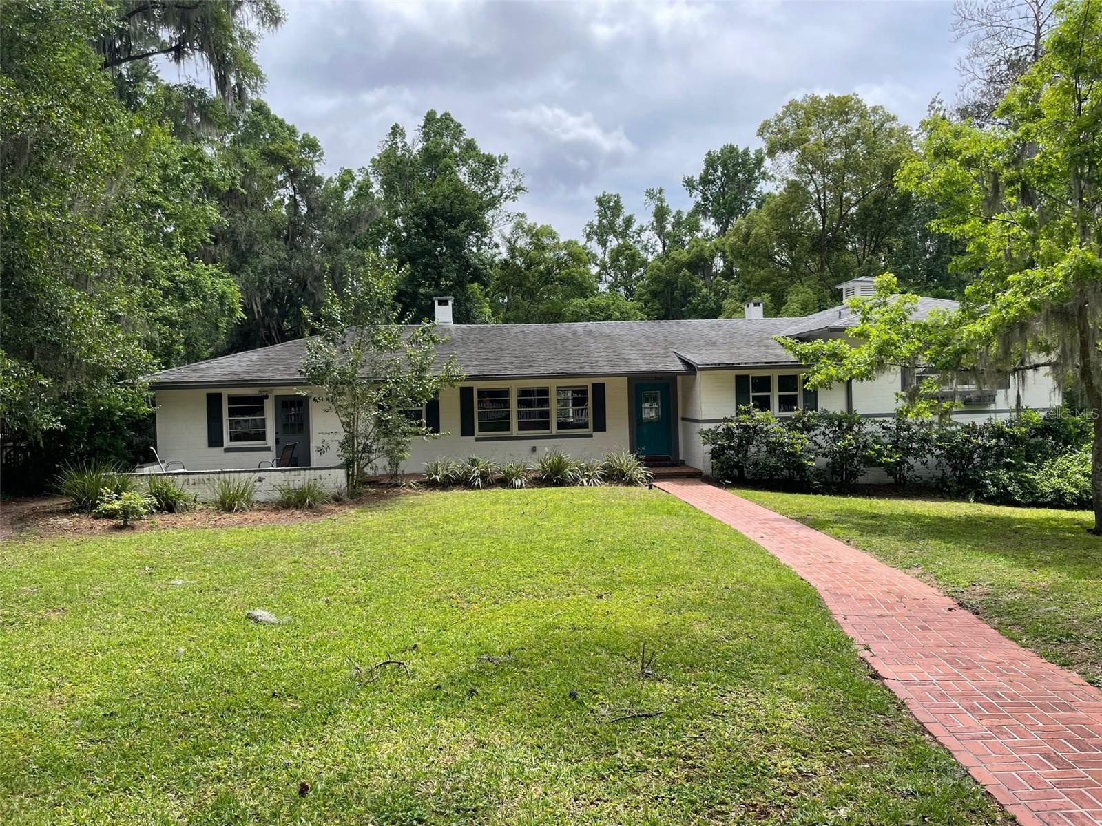 1403 NW 9TH AVENUE