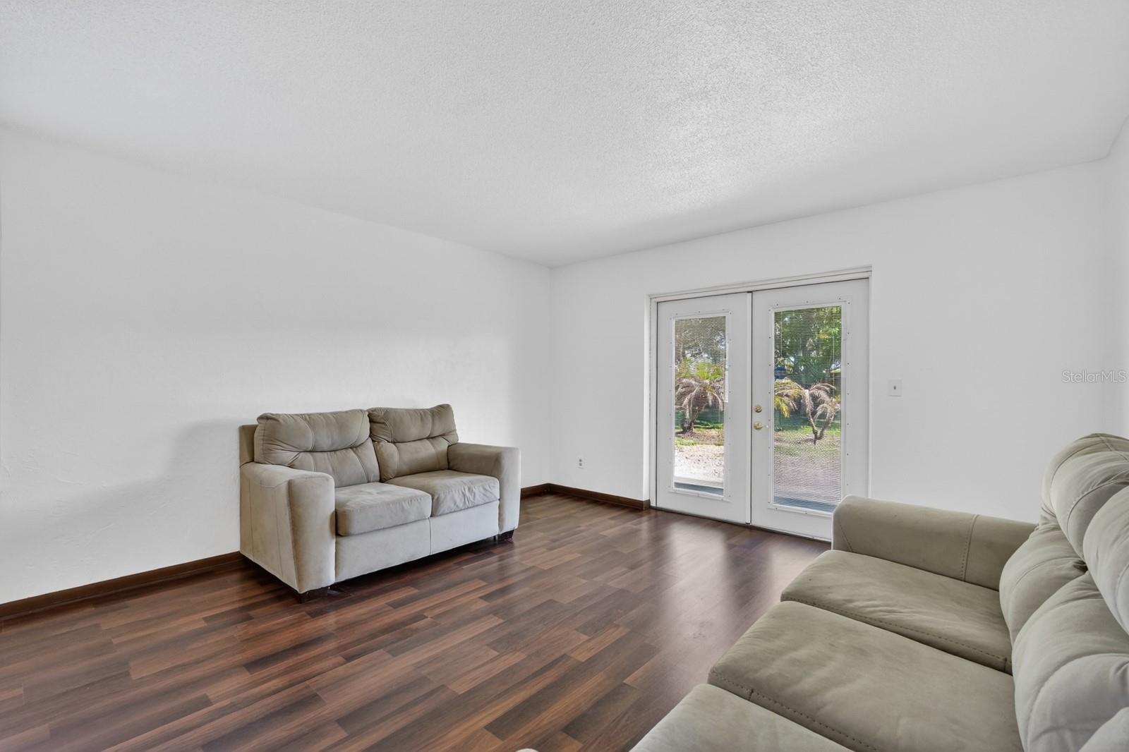 SHANGRI LA VILLAGE - Residential