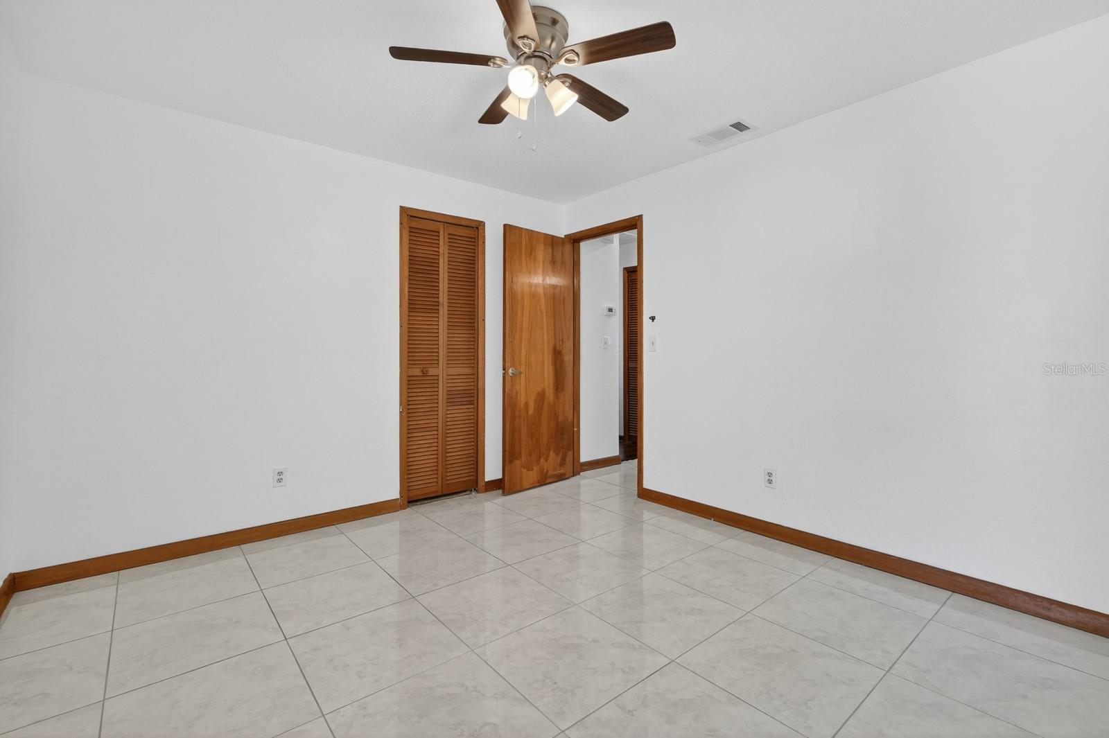 SHANGRI LA VILLAGE - Residential