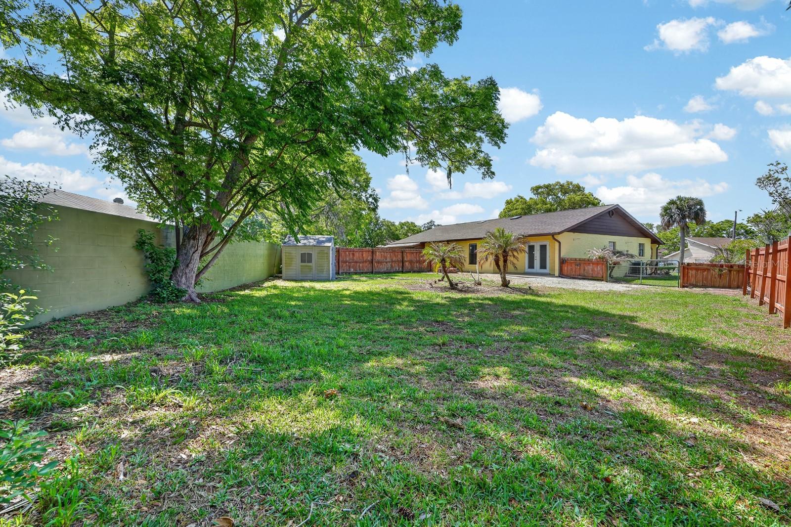 SHANGRI LA VILLAGE - Residential