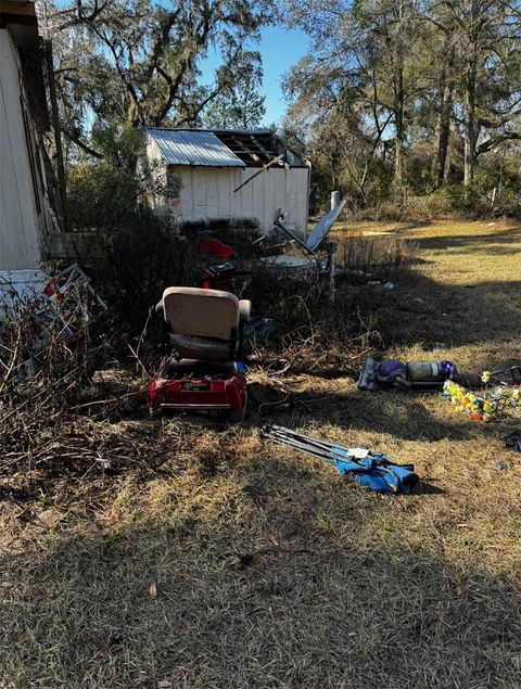 A home in LIVE OAK