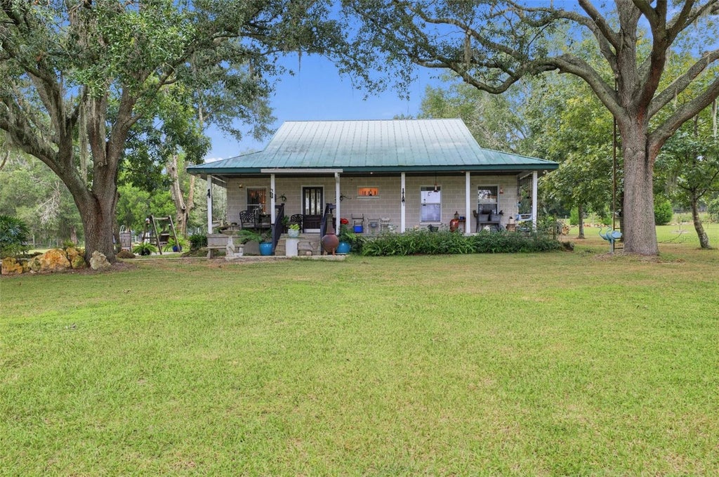 Photo of 31915 Trilby Road, Dade City, FL 33523 (MLS # O6452598)
