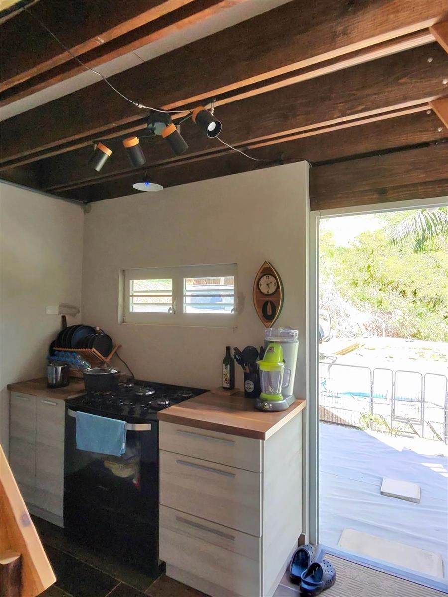 717 CARR. 717, 4.2 INT, LOT 5