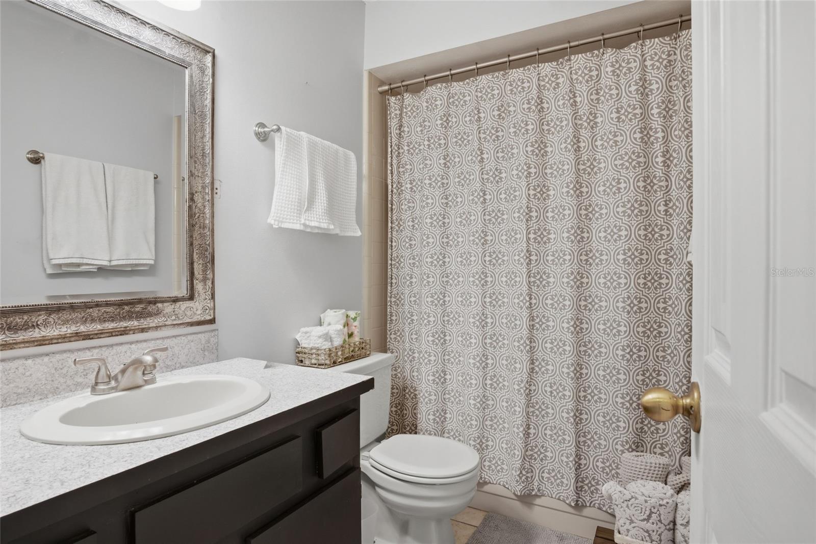 CRANES ROOST VILLAS - Residential