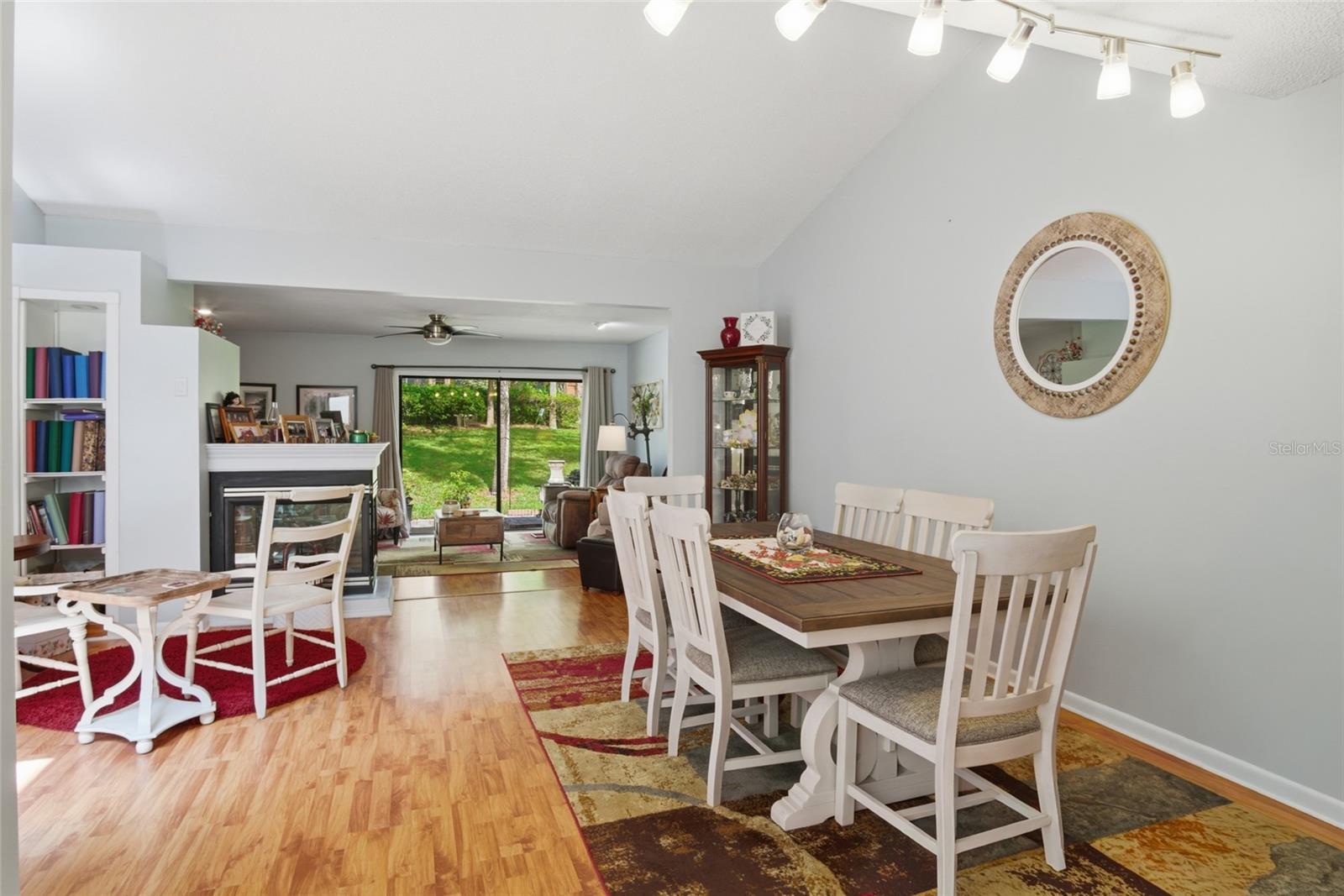 CRANES ROOST VILLAS - Residential