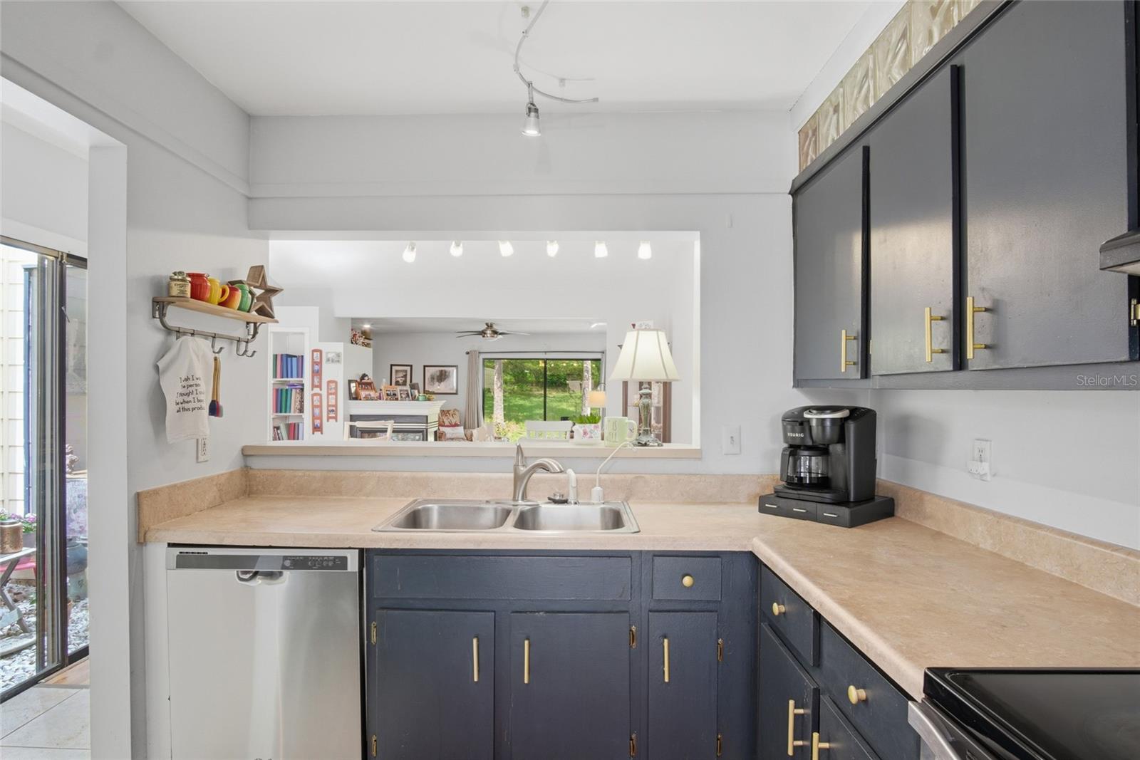 CRANES ROOST VILLAS - Residential