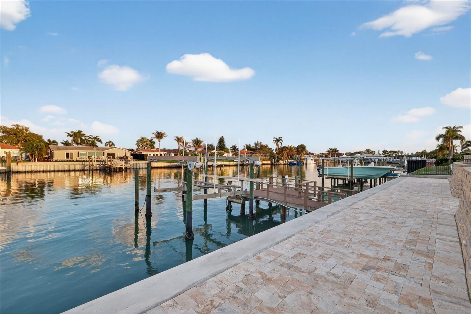 BROADWATER UNIT 2 BLK P - Residential