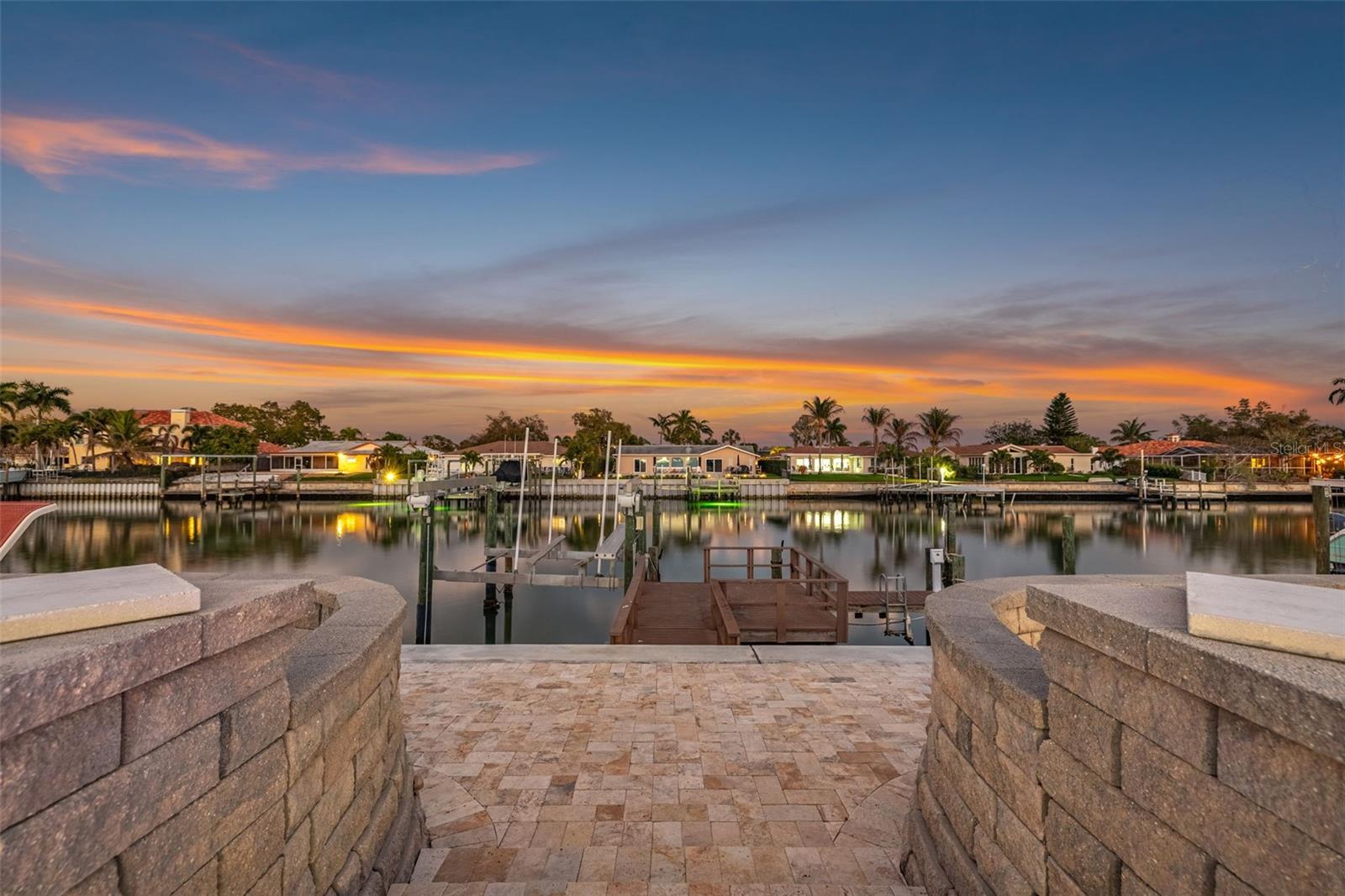 BROADWATER UNIT 2 BLK P - Residential