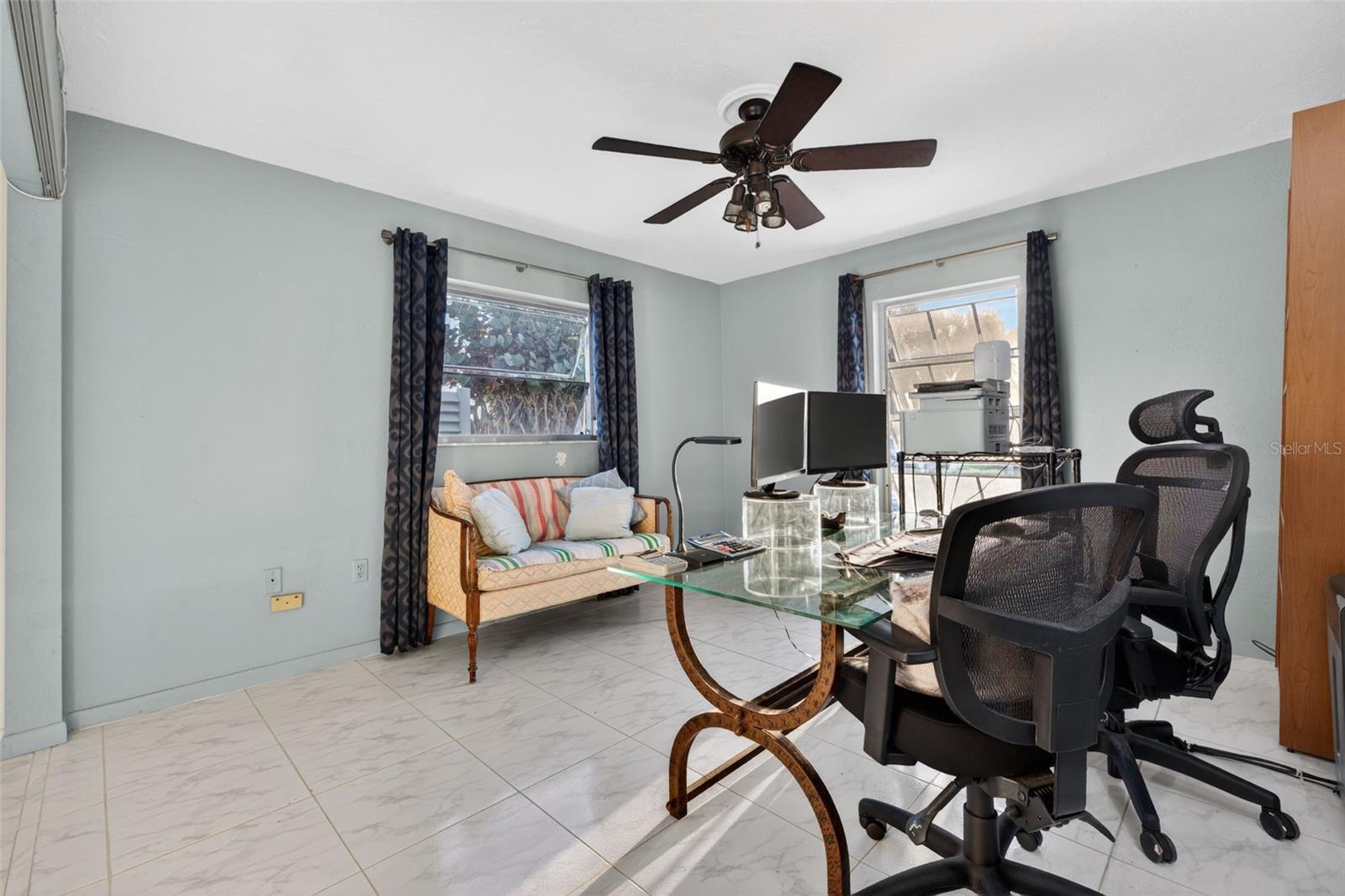 BROADWATER UNIT 2 BLK P - Residential