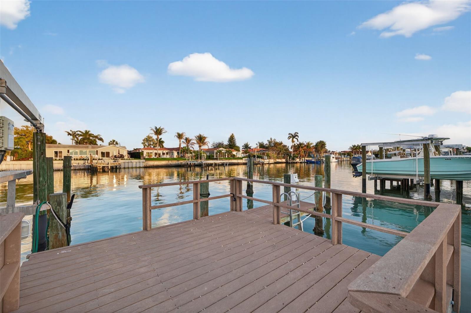 BROADWATER UNIT 2 BLK P - Residential