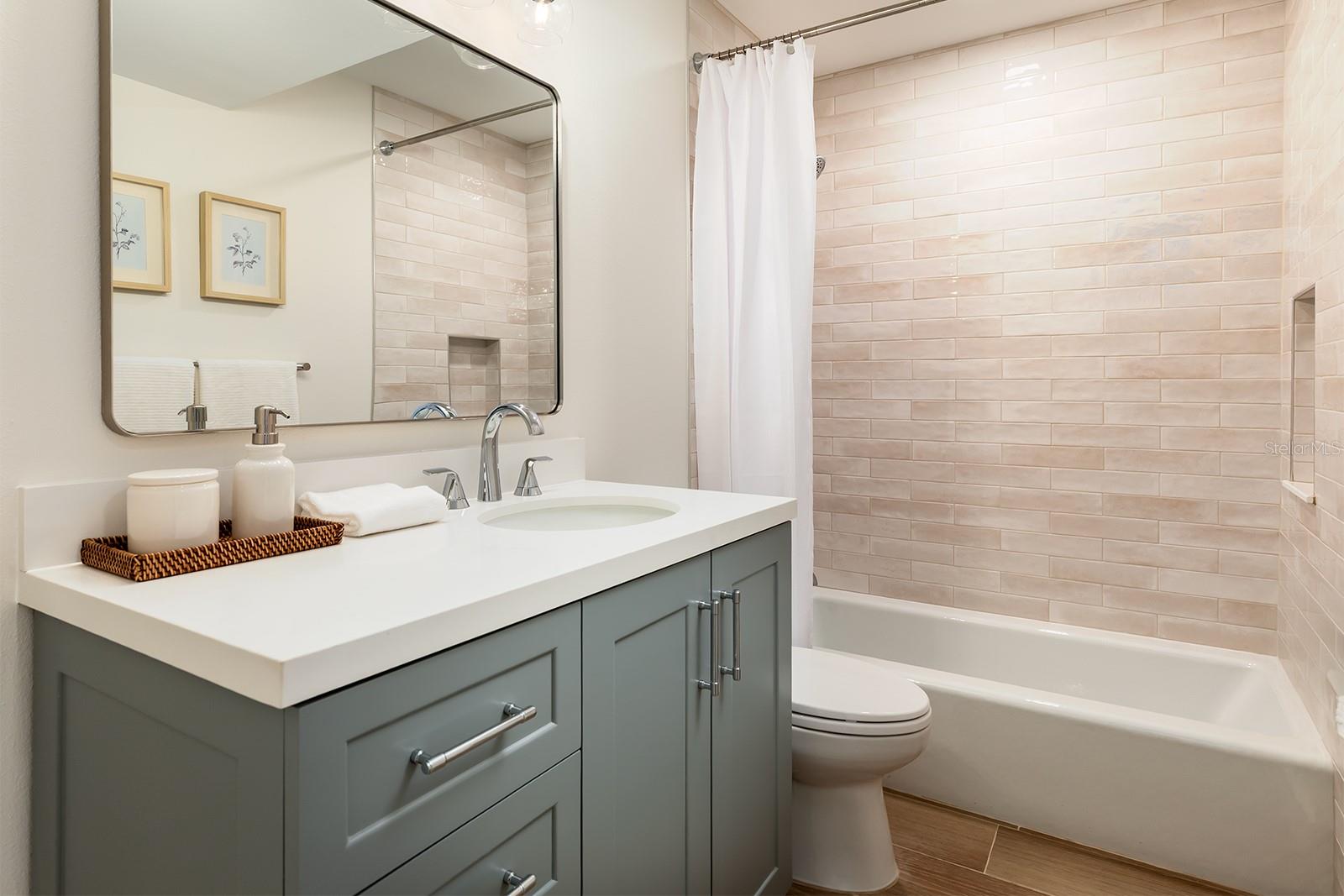 LAKE ELLEN ADD TO CASSELBERRY - Residential