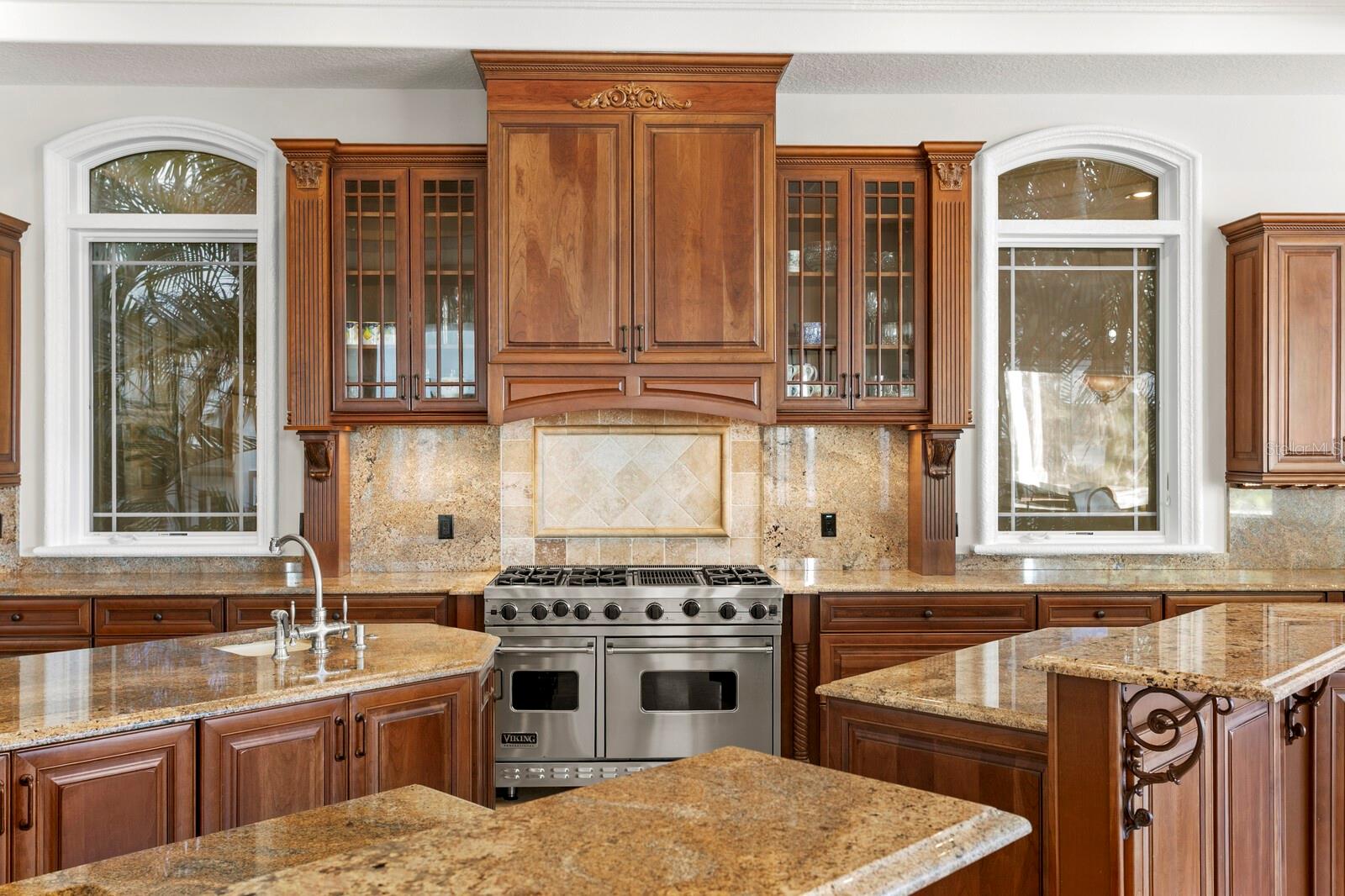 MUSTIQUE BAY - Residential