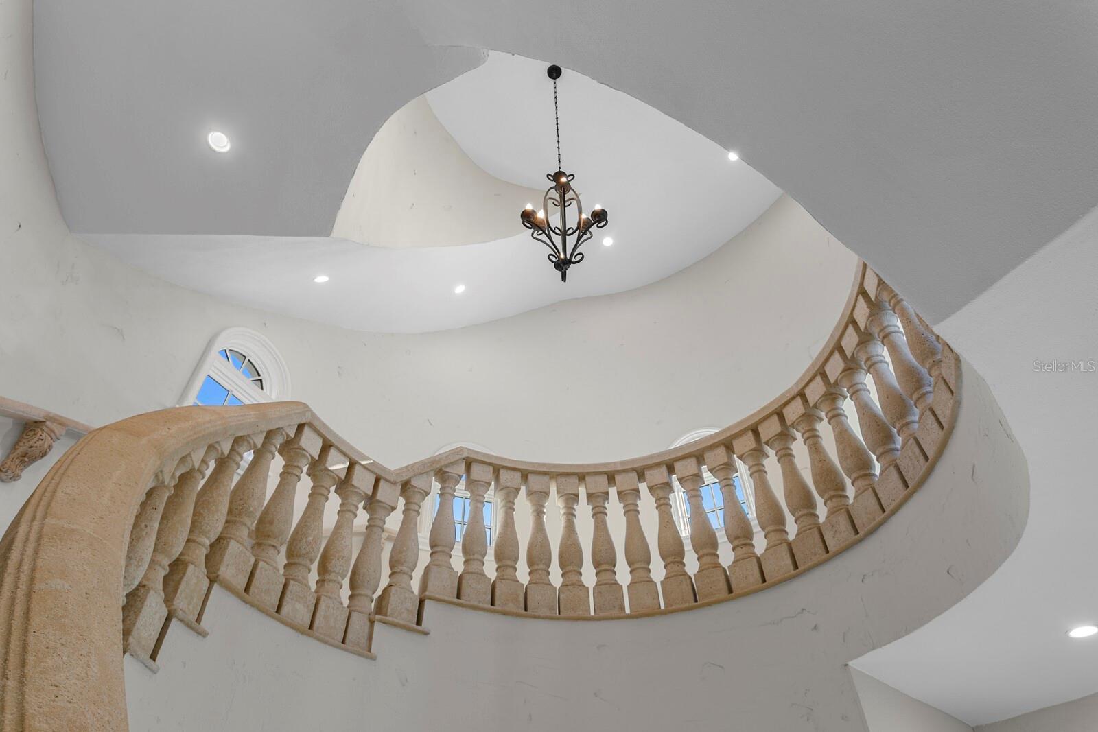 MUSTIQUE BAY - Residential