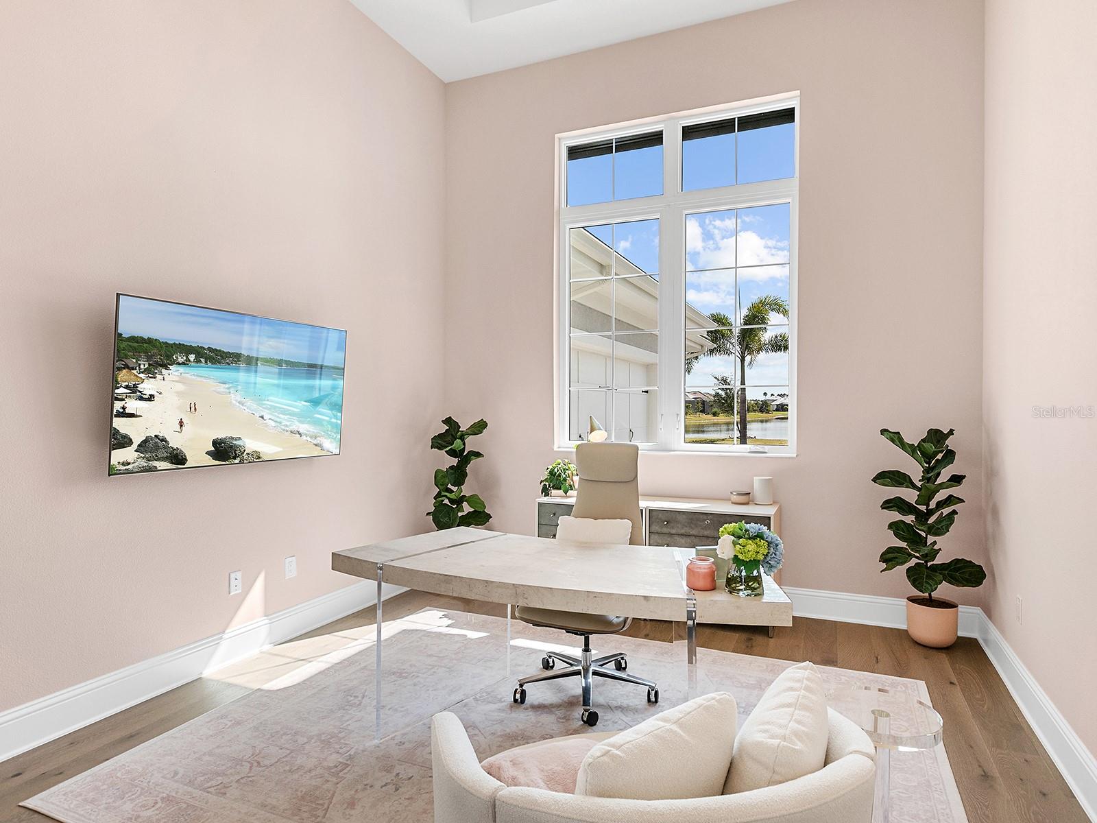 LAKE CLUB - Residential