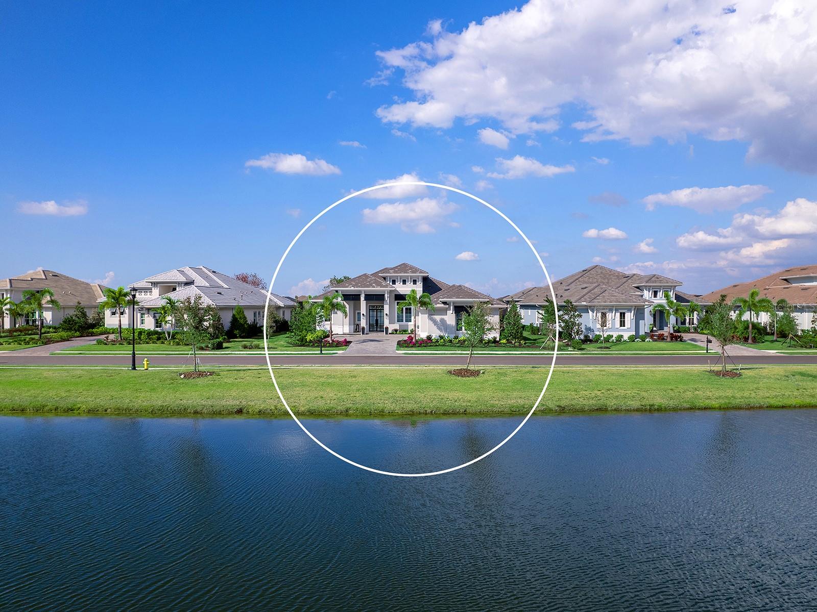 LAKE CLUB - Residential