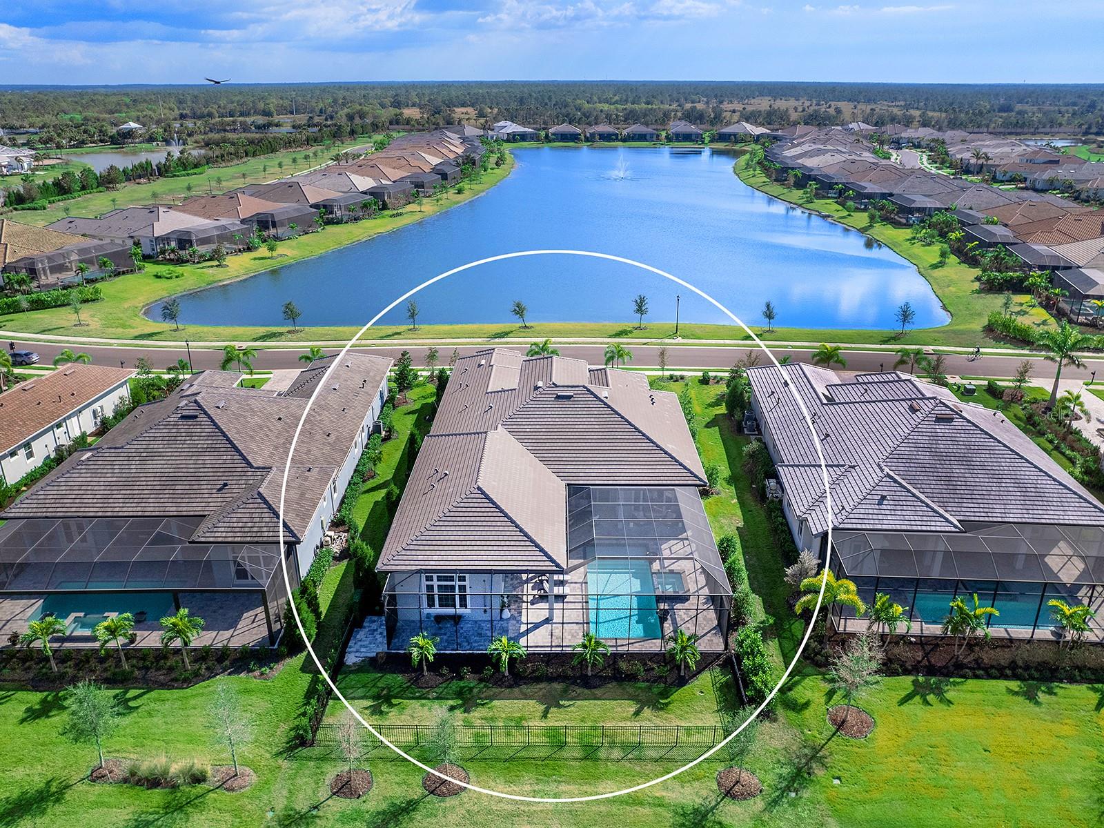 LAKE CLUB - Residential