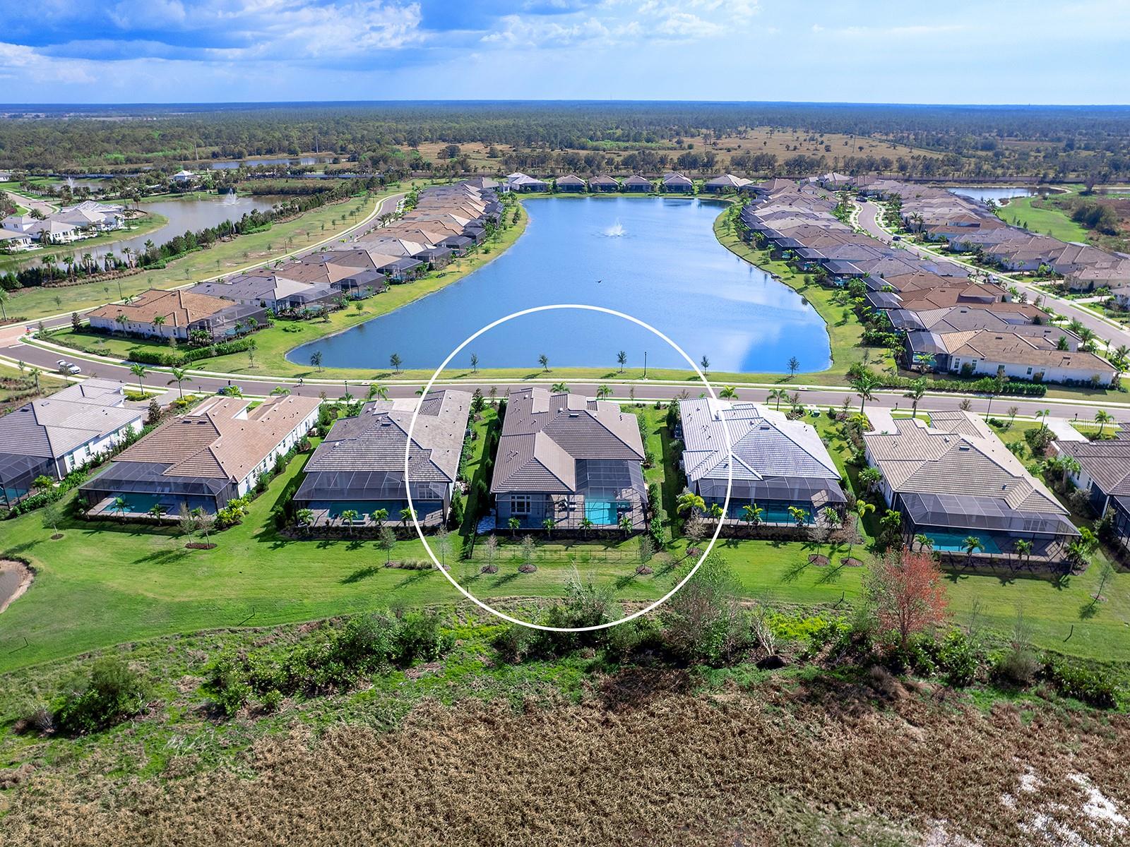 LAKE CLUB - Residential