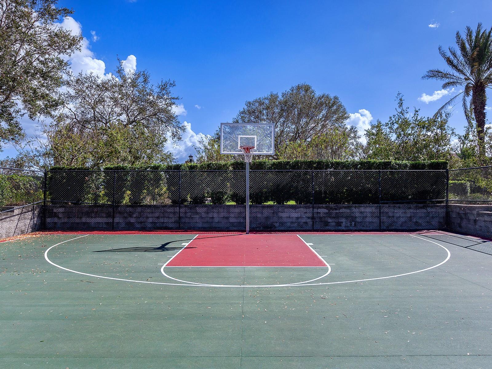 LAKE CLUB - Residential